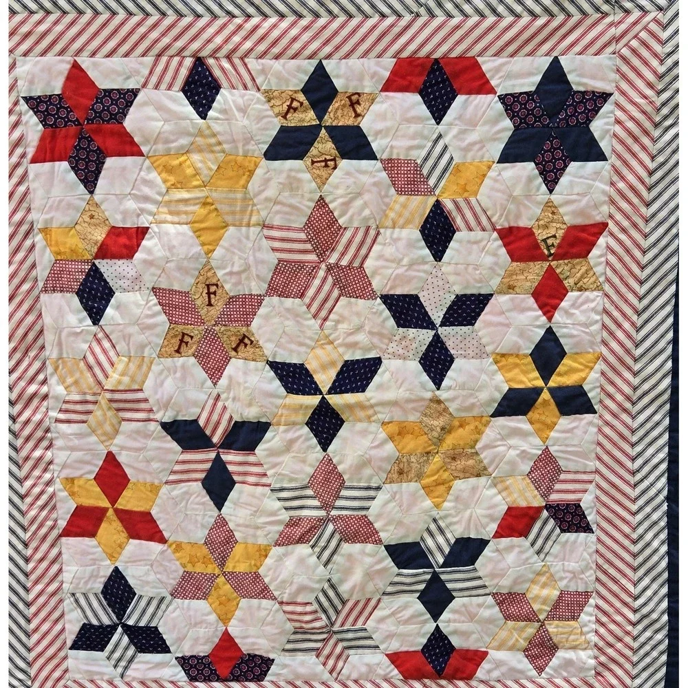 Vintage Handmade Patriotic Star Quilt 36 x 36 Wall Hanging Baby Blanket 1998 EUC